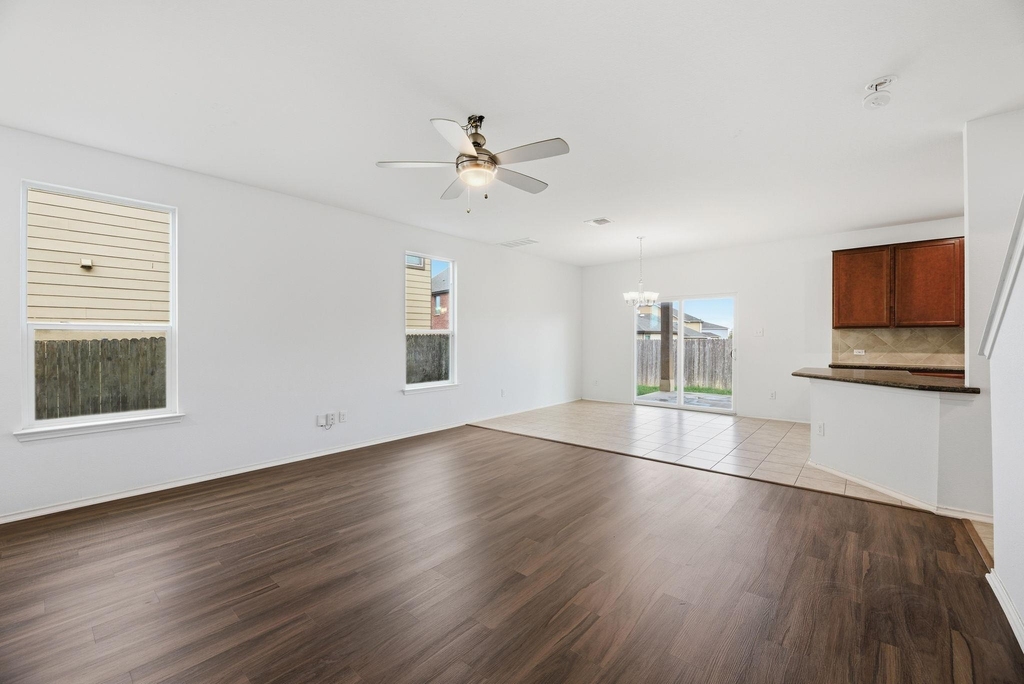 13535 Abraham Lincoln St - Photo 2
