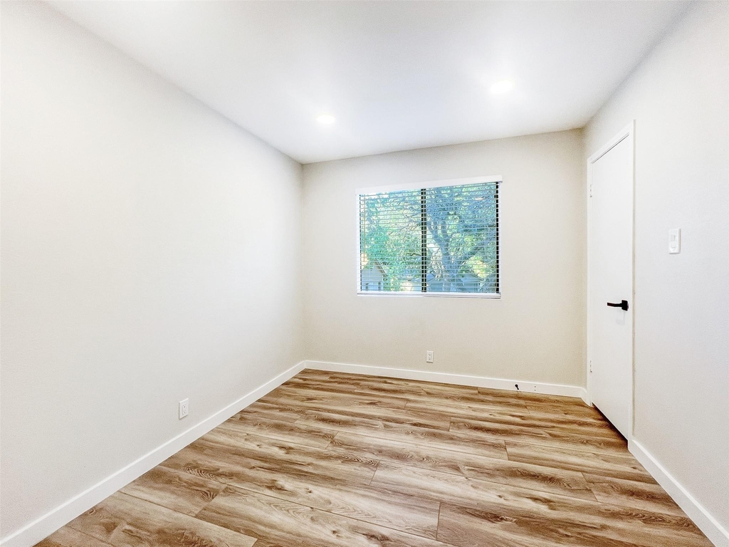 3506 Larchmont Cv - Photo 10