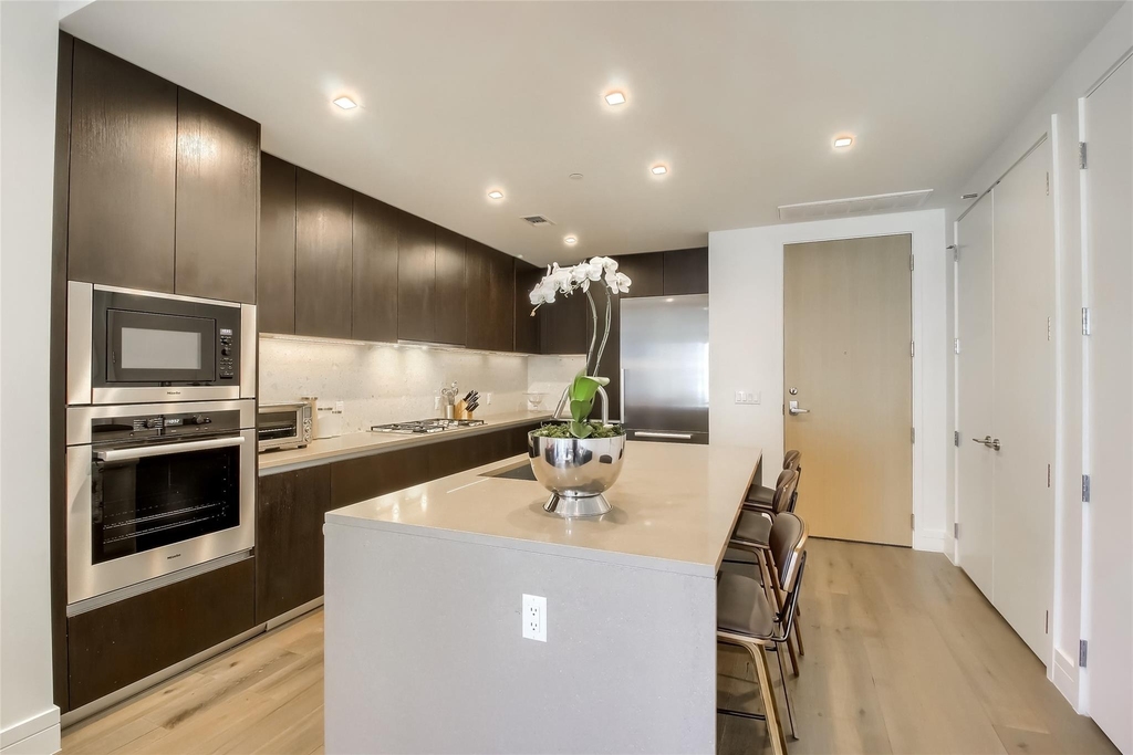 501 West Ave - Photo 10