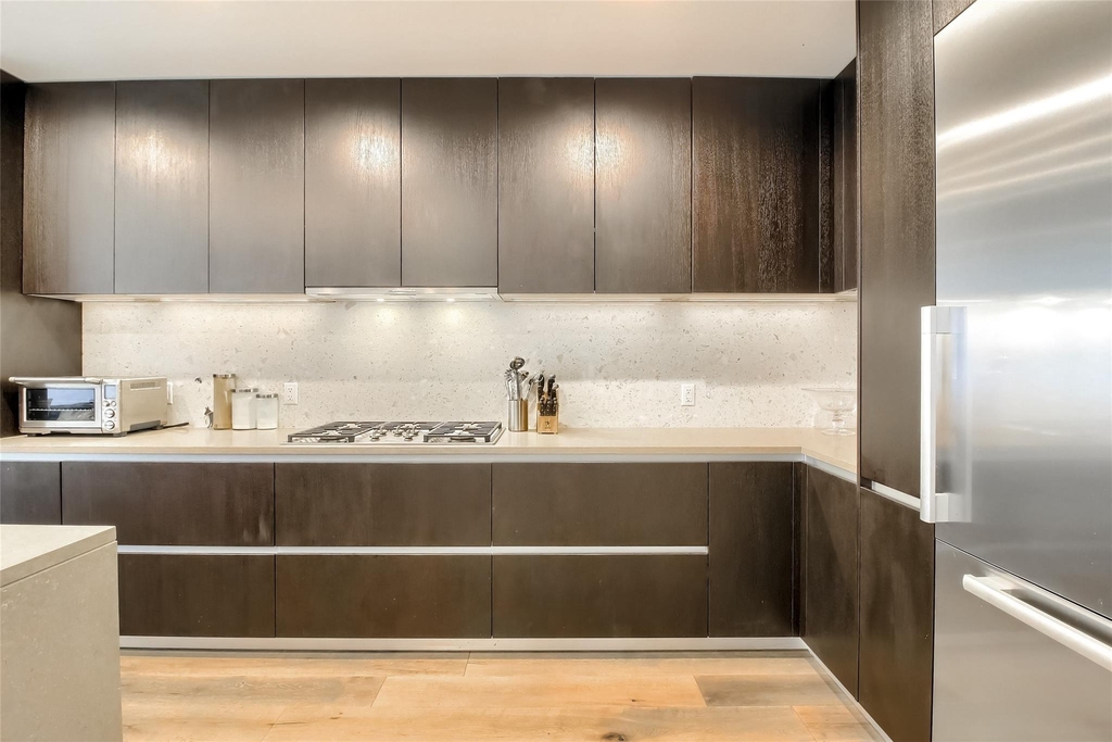 501 West Ave - Photo 12