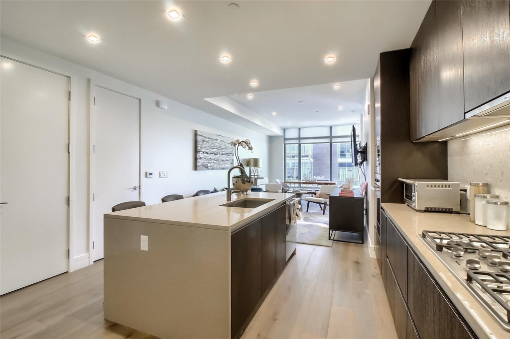 501 West Ave - Photo 11