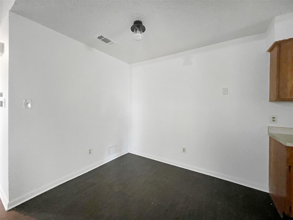 2010 Alex Ave - Photo 8