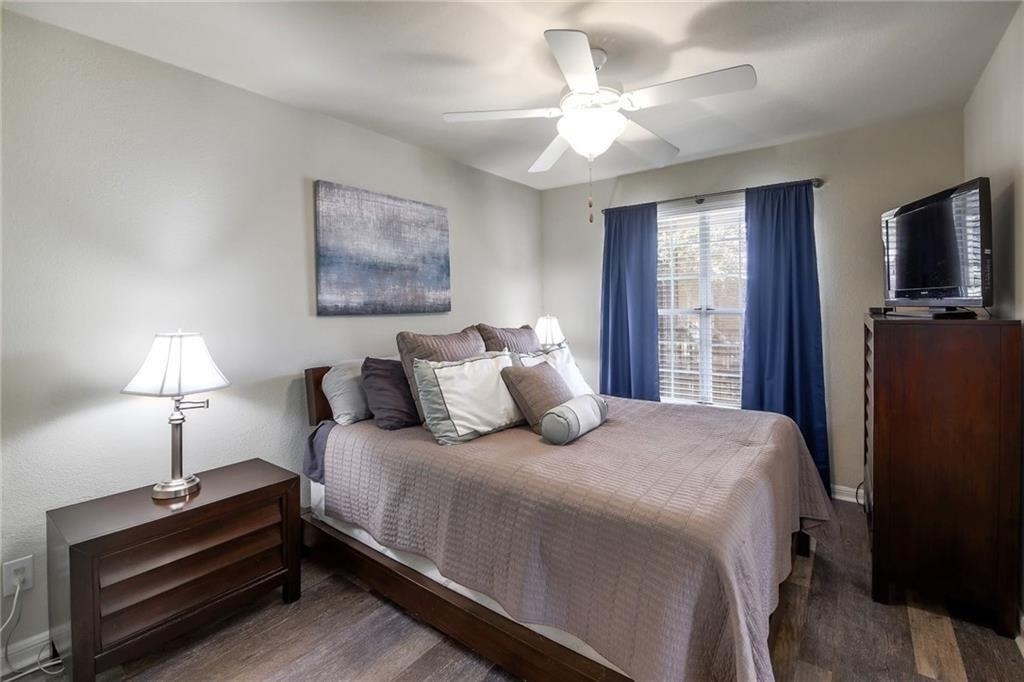 7685 Northcross Dr - Photo 11
