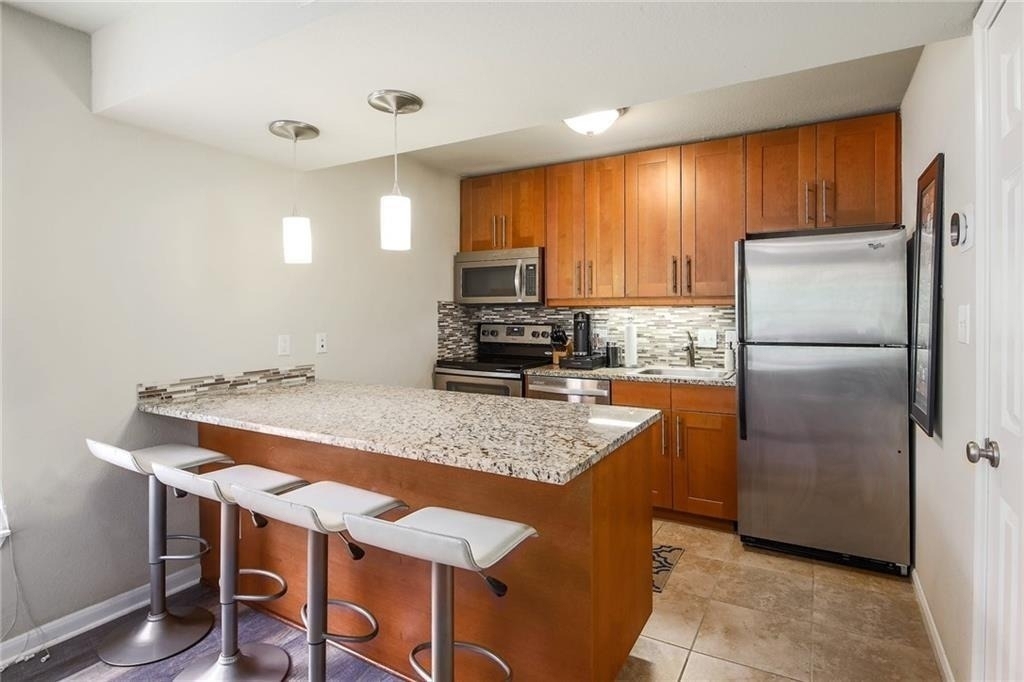 7685 Northcross Dr - Photo 7