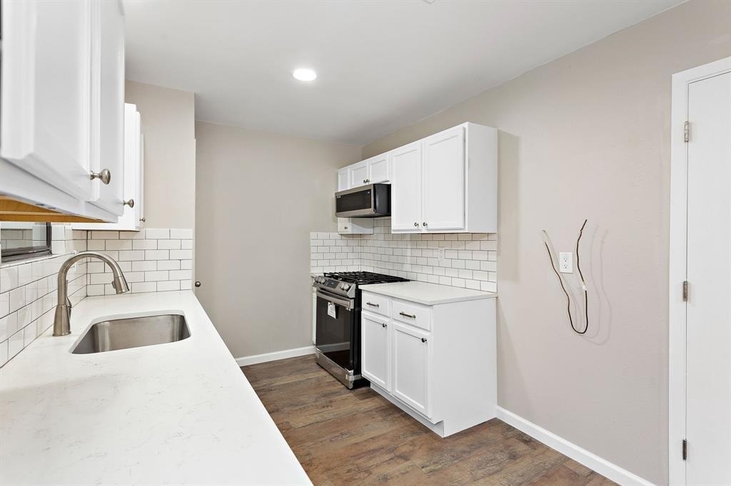 1905 Farnswood Dr - Photo 8