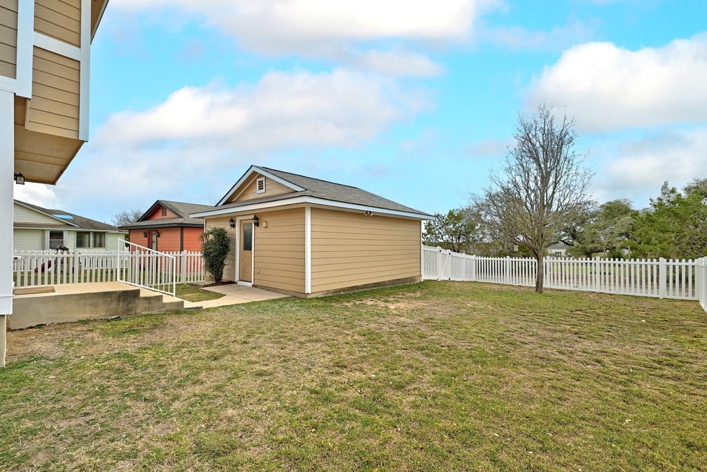 332 Wetzel - Photo 19