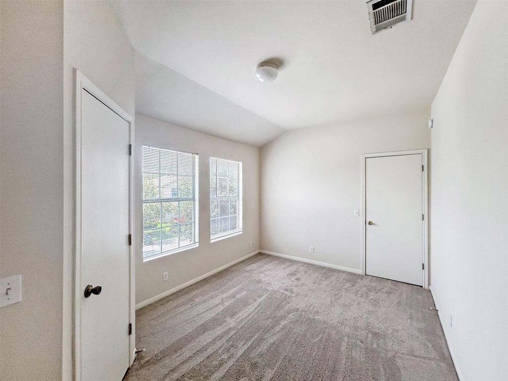 4712 Lake Champlain Ln - Photo 20