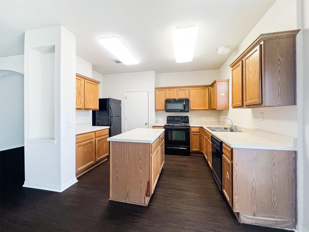 4712 Lake Champlain Ln - Photo 5