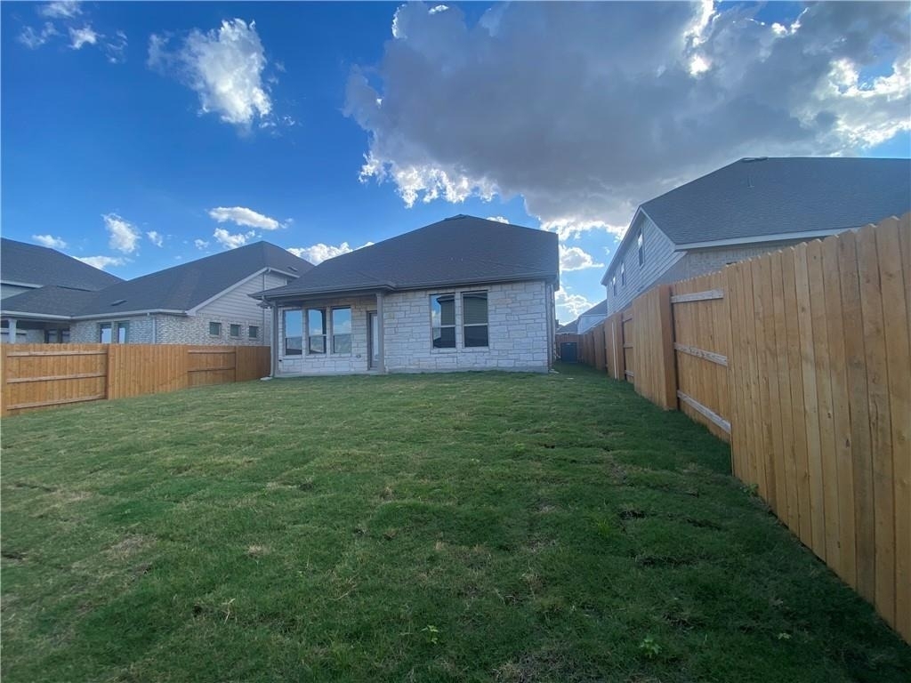 609 Silent Creek Cv - Photo 34
