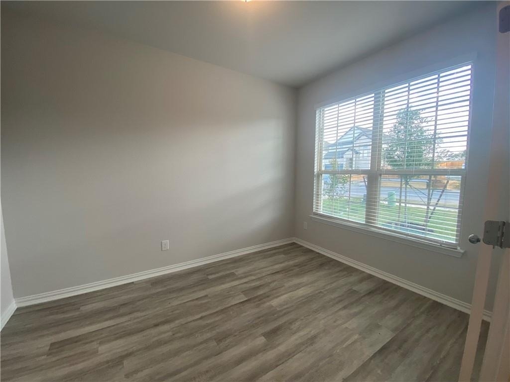 609 Silent Creek Cv - Photo 5