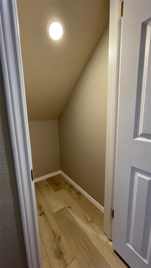 9236 Vigen Cir - Photo 10