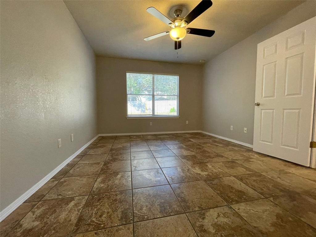 9236 Vigen Cir - Photo 13