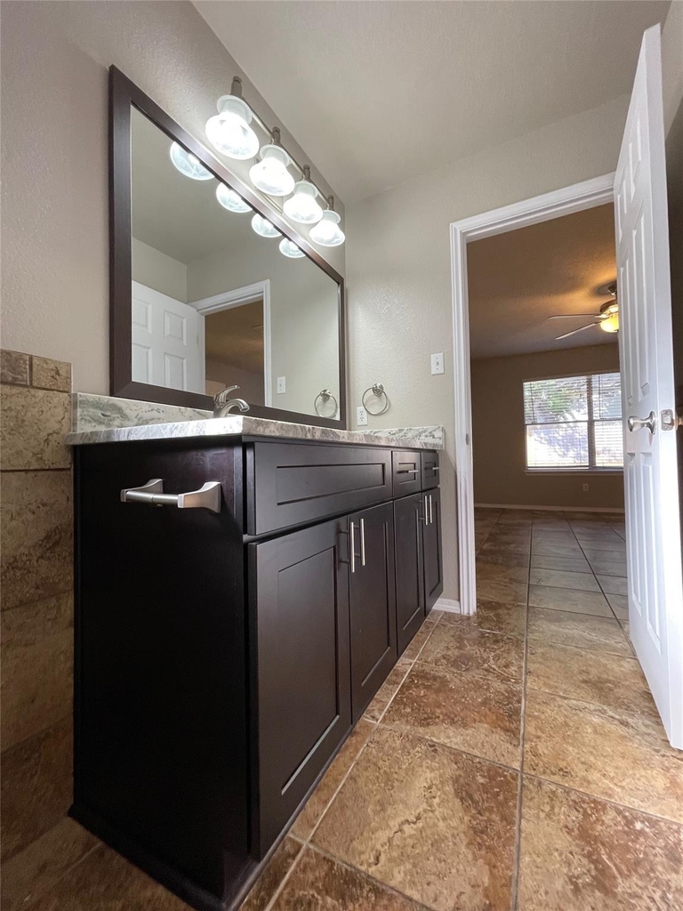 9236 Vigen Cir - Photo 14