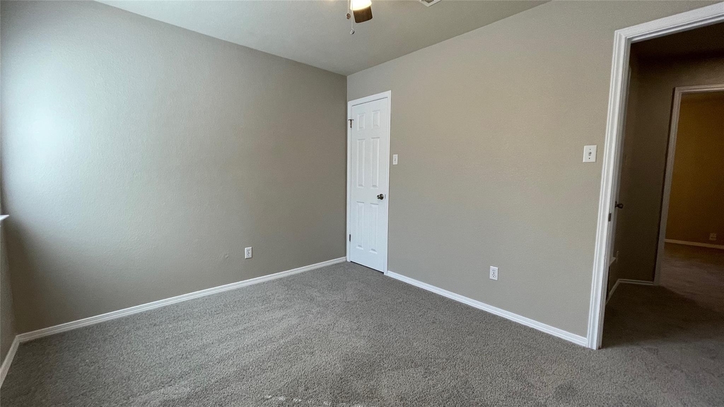 9236 Vigen Cir - Photo 29