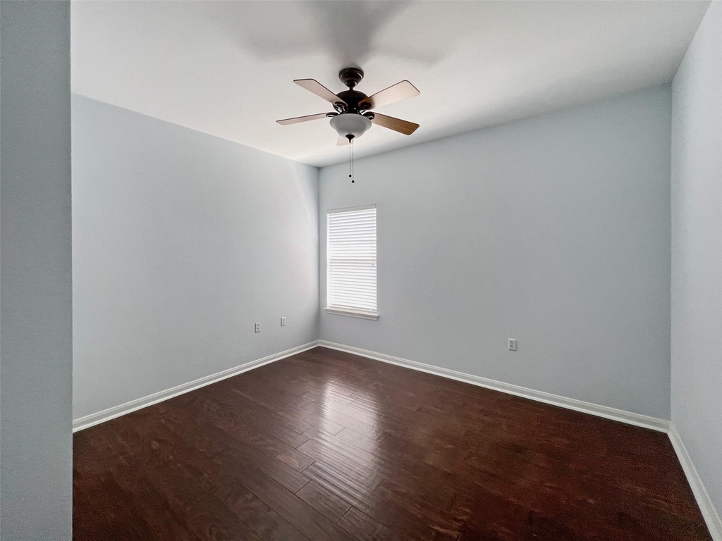3917 Bronco Bend Loop - Photo 26