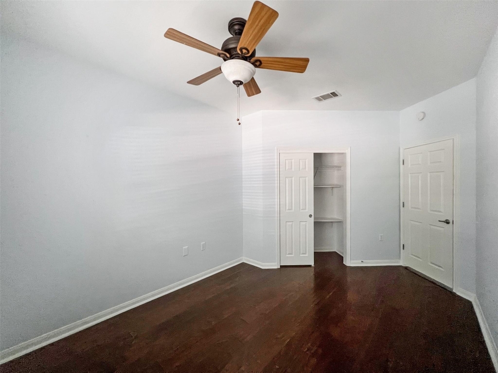 3917 Bronco Bend Loop - Photo 35