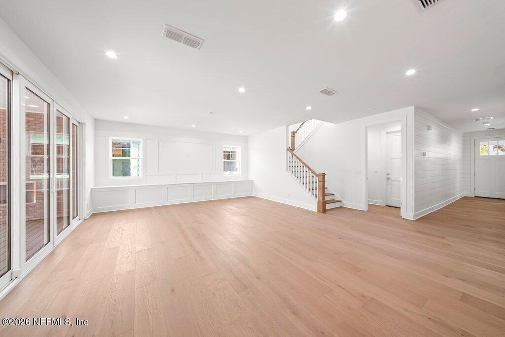 397 Plaza - Photo 11