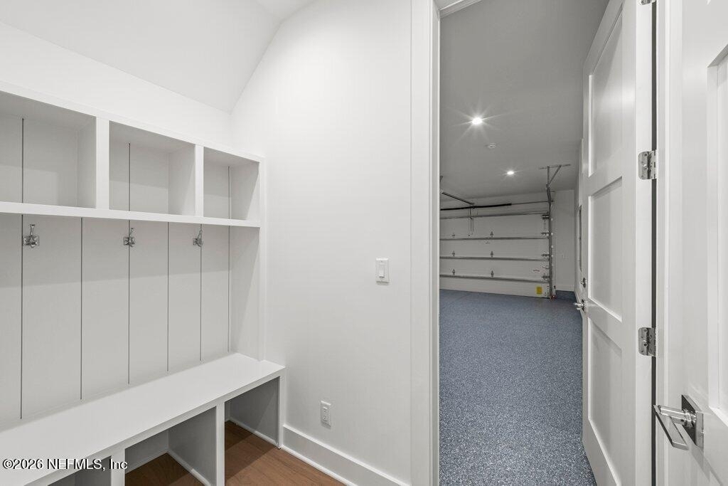 397 Plaza - Photo 15