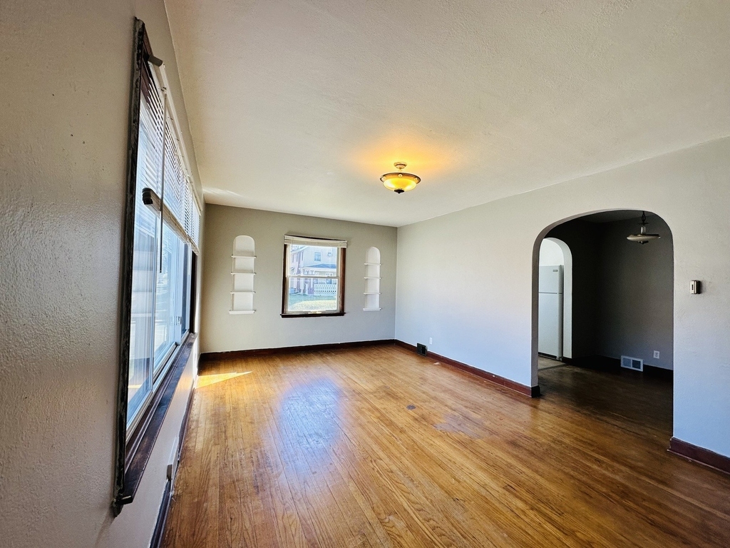 1195 27th Street - Photo 2