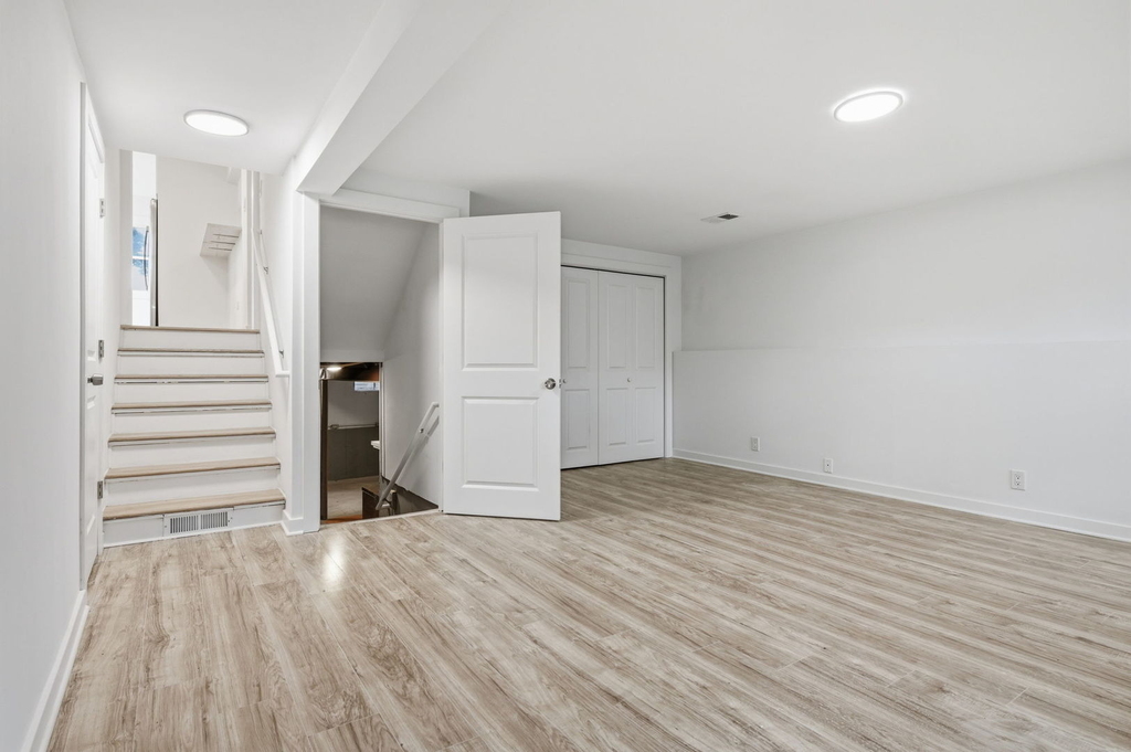 1019 Kim Place - Photo 15