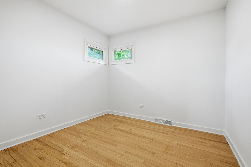 1019 Kim Place - Photo 8
