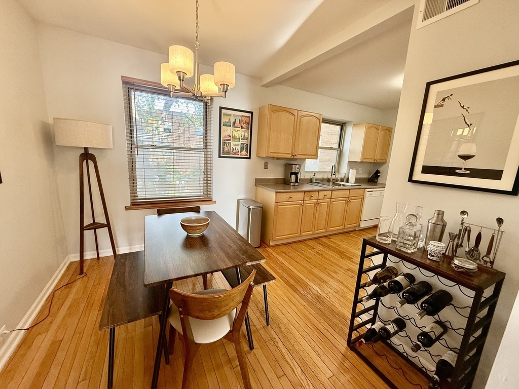 4915 N Wolcott Avenue - Photo 3