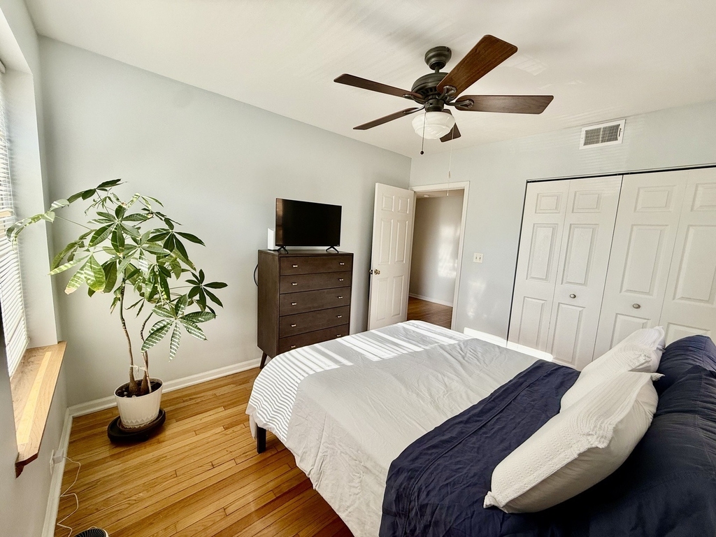 4915 N Wolcott Avenue - Photo 8