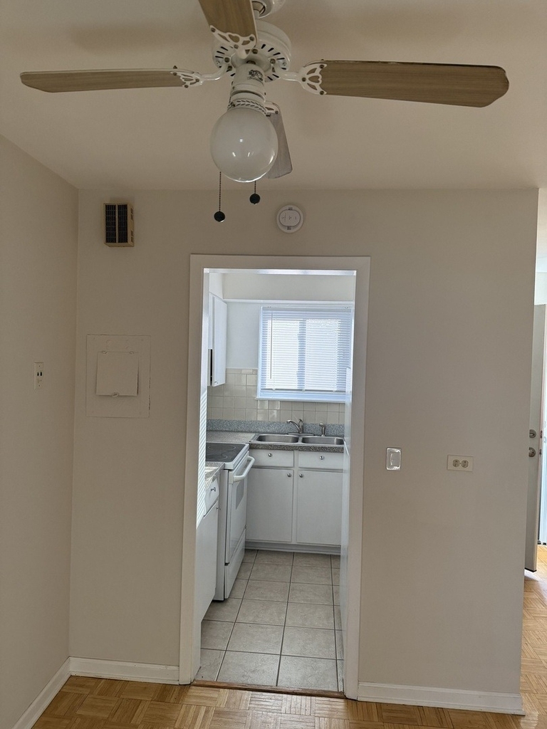 1509 Brown Street - Photo 5