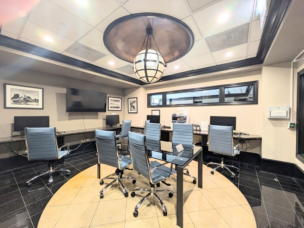 10 E Ontario Street - Photo 21