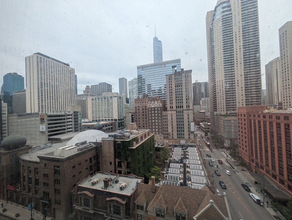 10 E Ontario Street - Photo 3