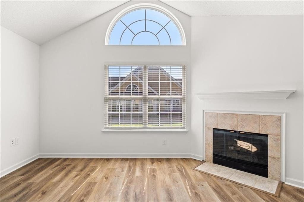 1305 Village Lane - Photo 3