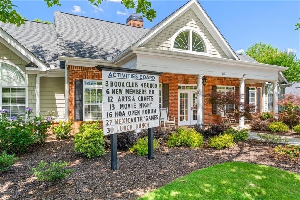 1305 Village Lane - Photo 34