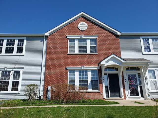 207 Springbrook Trail S - Photo 0