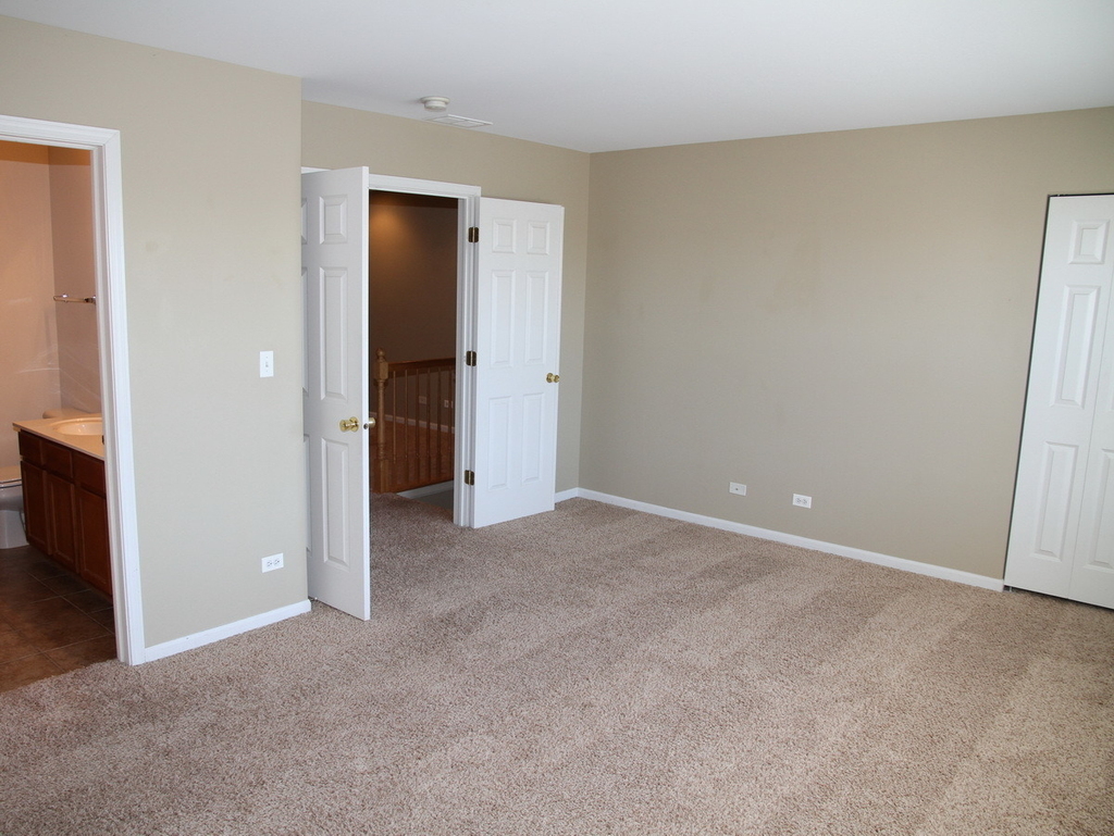 207 Springbrook Trail S - Photo 5
