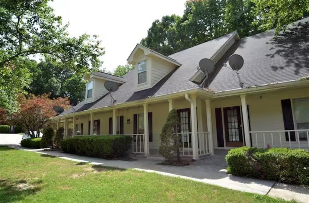 846 Park Place - Photo 1