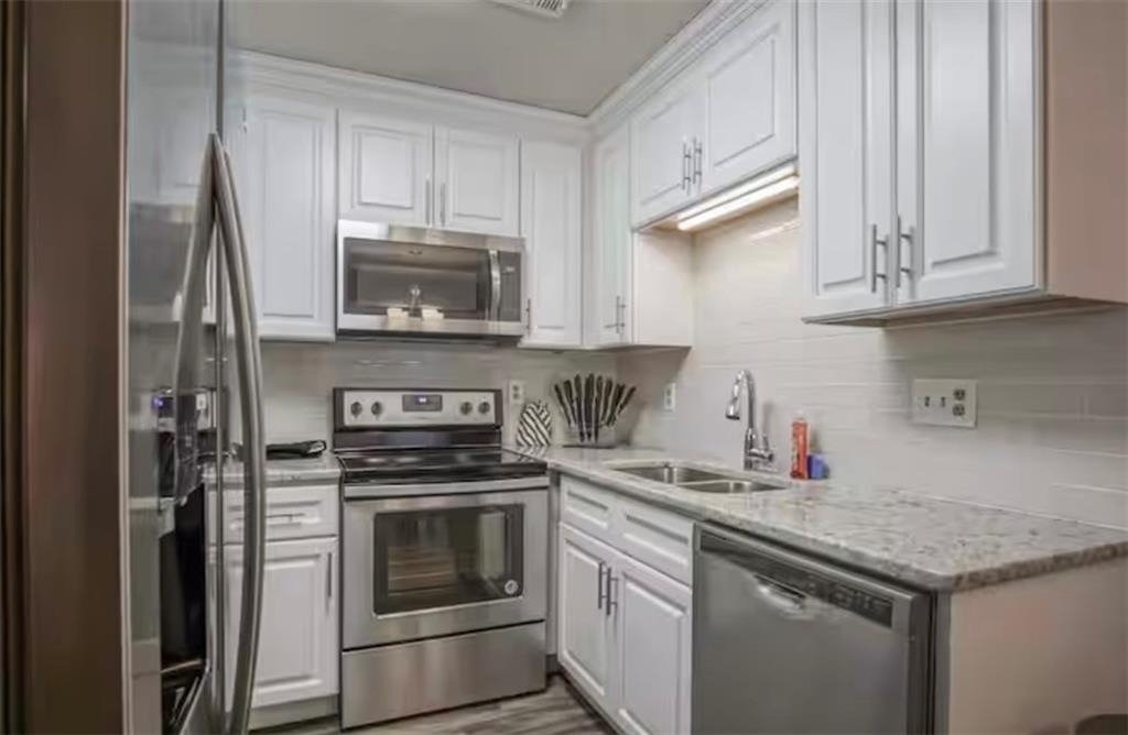 846 Park Place - Photo 9