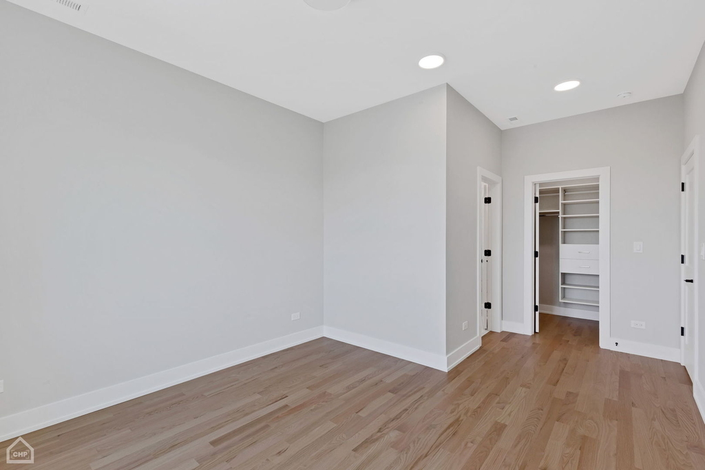 3545 W Belmont Avenue - Photo 6