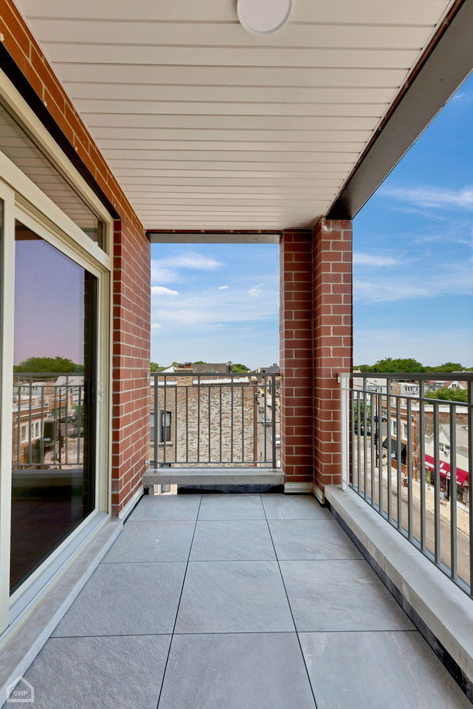 3545 W Belmont Avenue - Photo 16