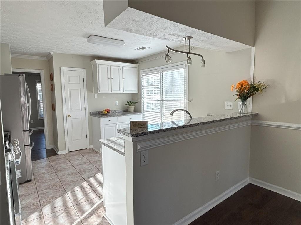 4870 Camberbridge Drive - Photo 3