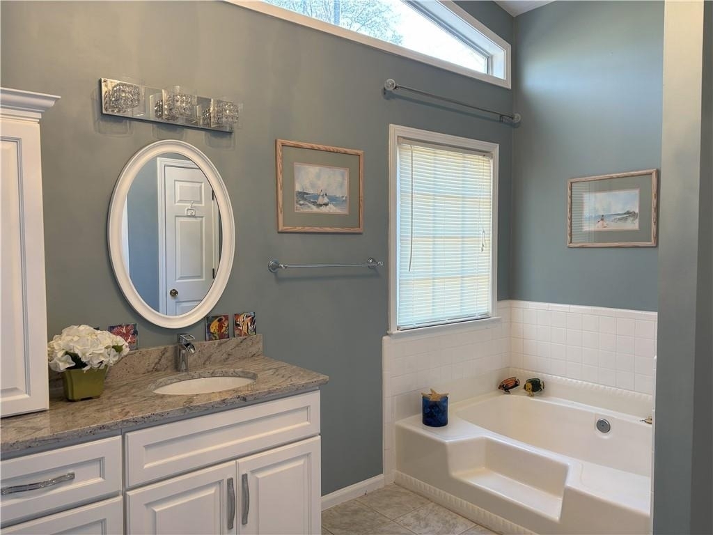 4870 Camberbridge Drive - Photo 8