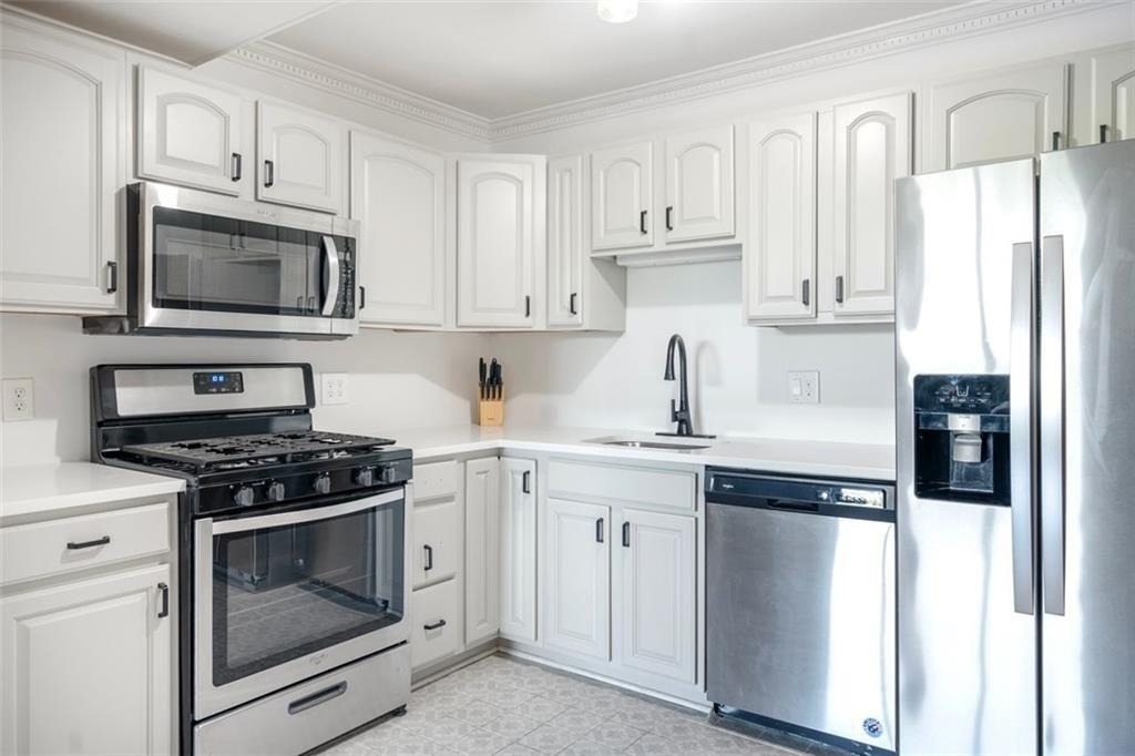 2965 Pharr Court South Nw - Photo 2