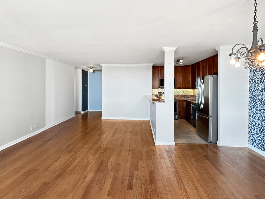 655 W Irving Park Road - Photo 2