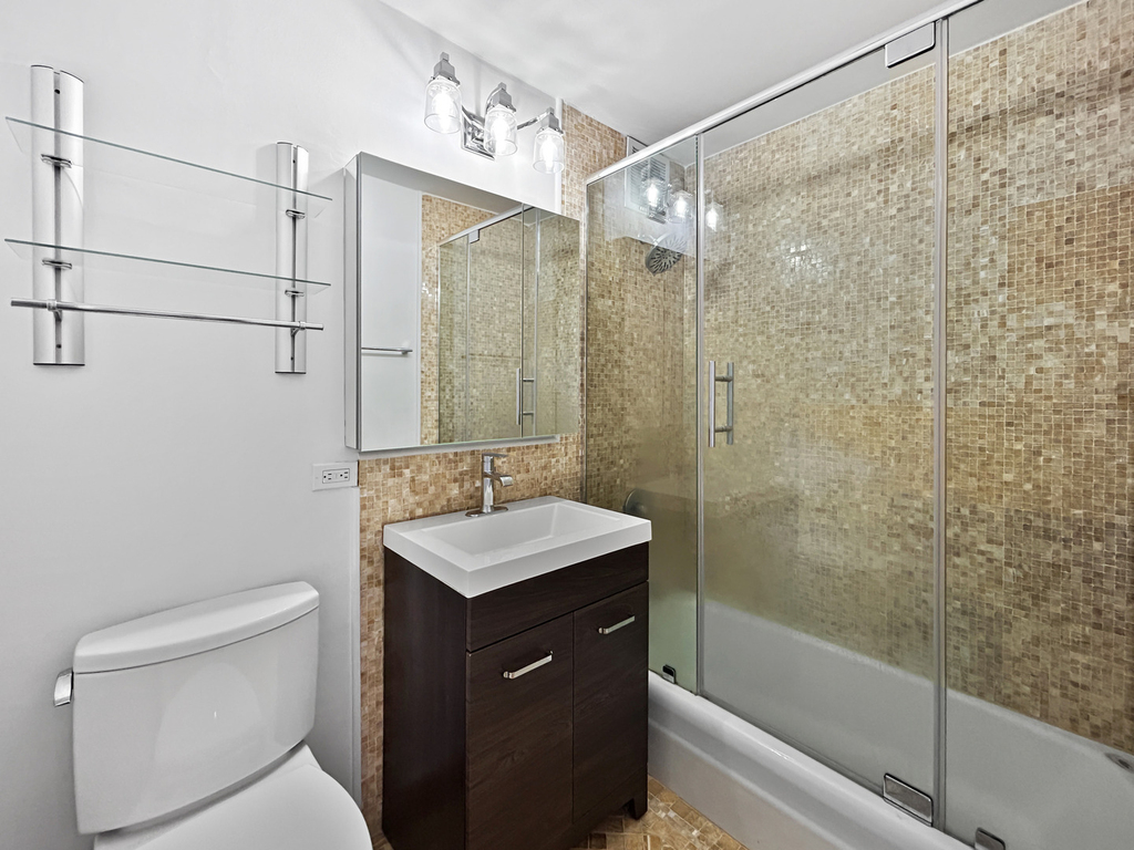 655 W Irving Park Road - Photo 13