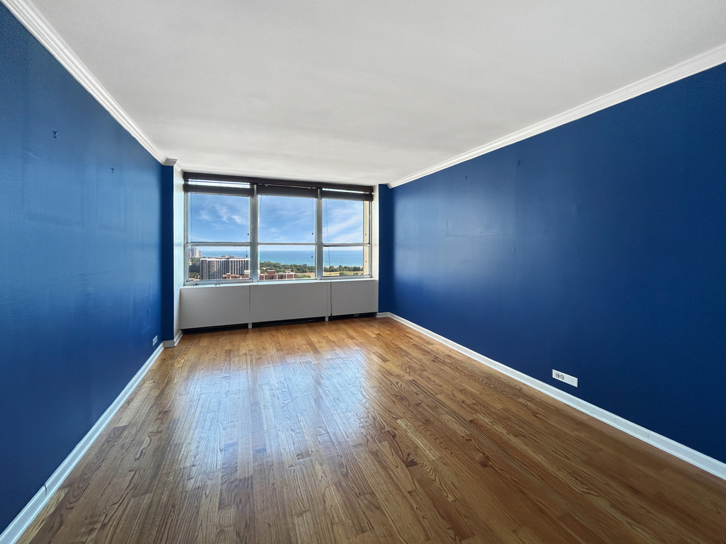 655 W Irving Park Road - Photo 11