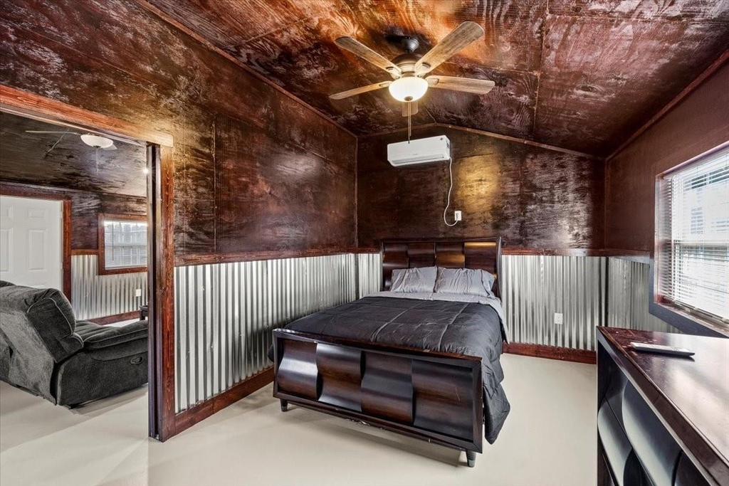 2823 Avenue Q - Photo 9