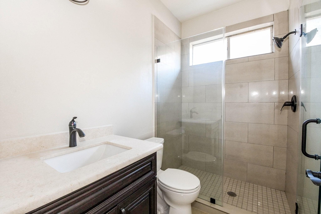 4111 Clubhollow - Photo 23