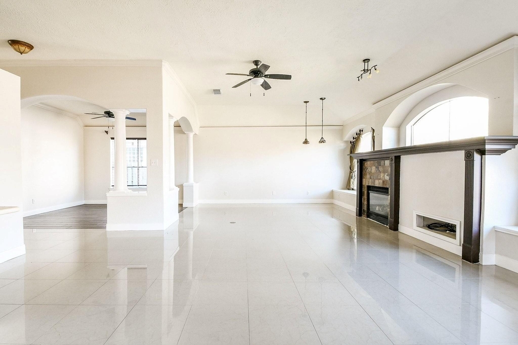 4111 Clubhollow - Photo 14