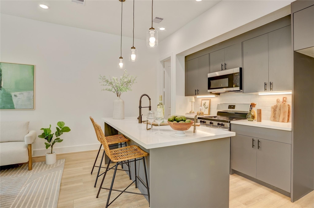 9604 Burden Street - Photo 14