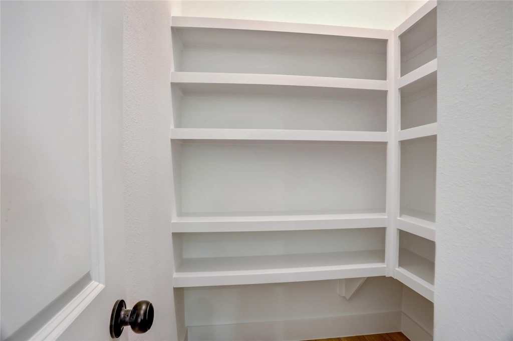 9604 Burden Street - Photo 16