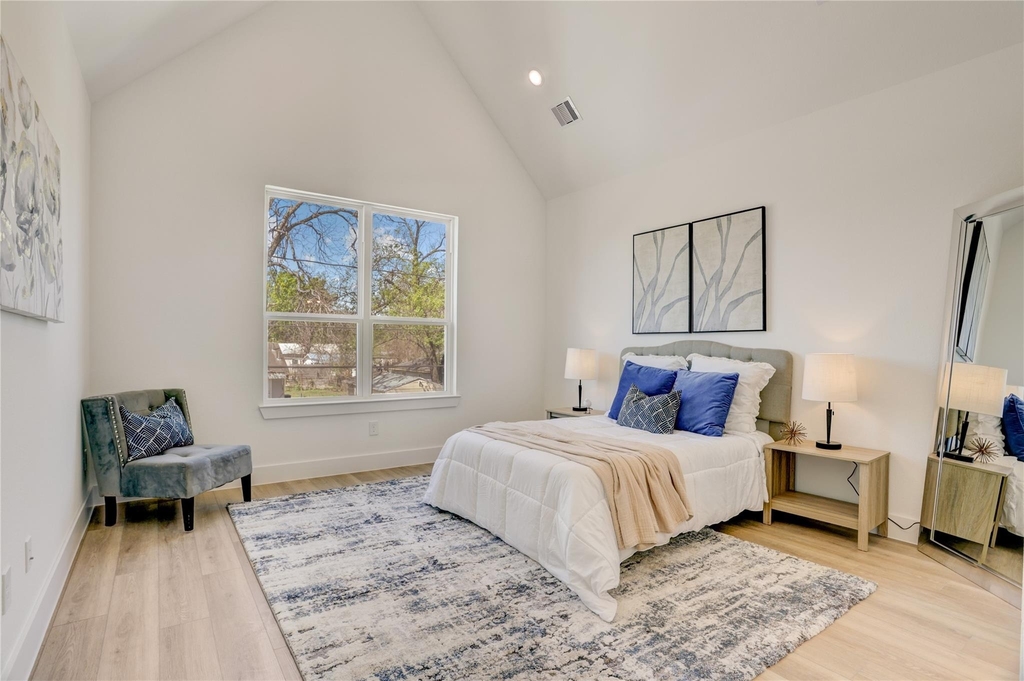 9604 Burden Street - Photo 3